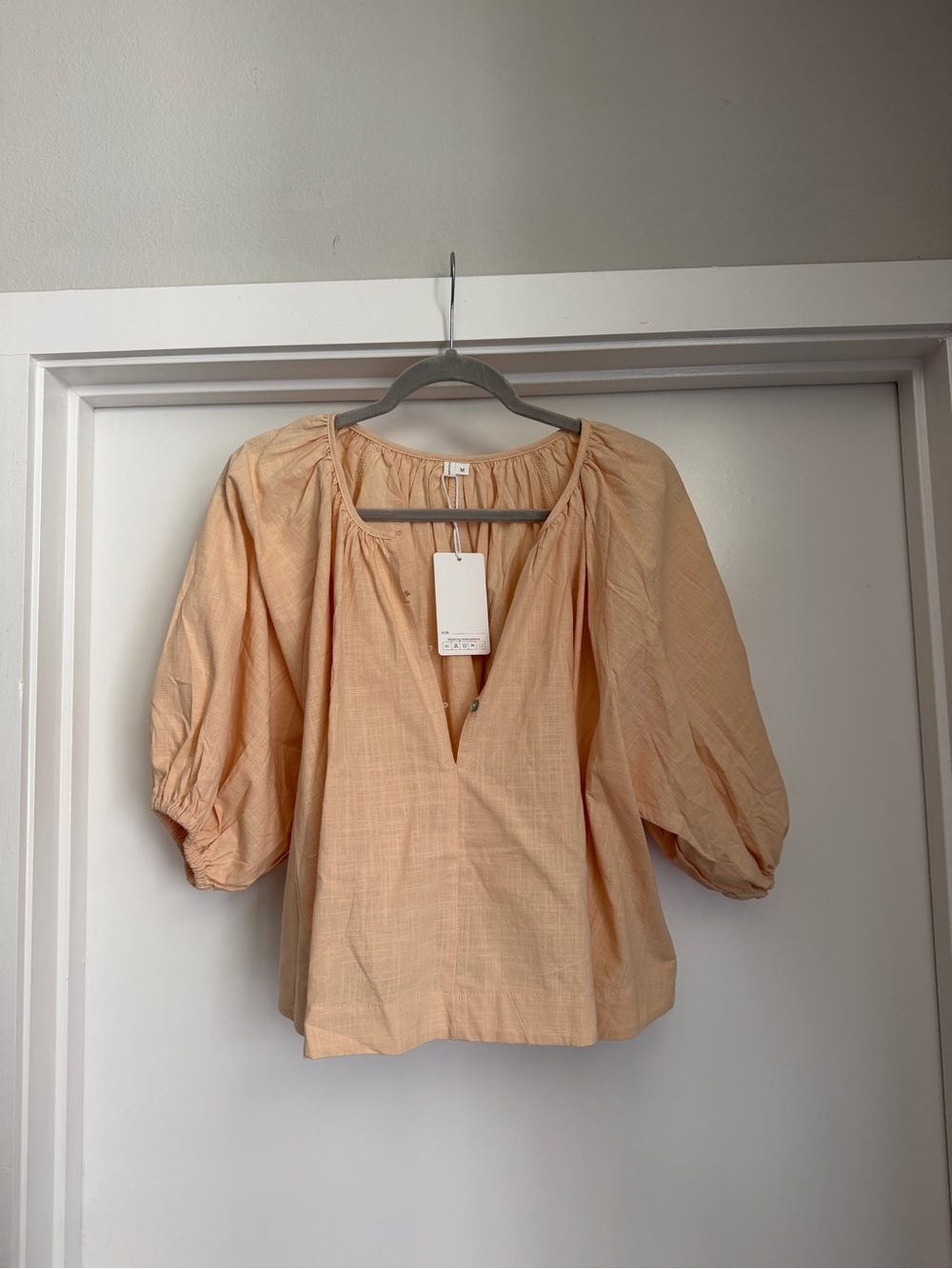 Amazon Puff-Sleeve Peasant Blouse in Peach